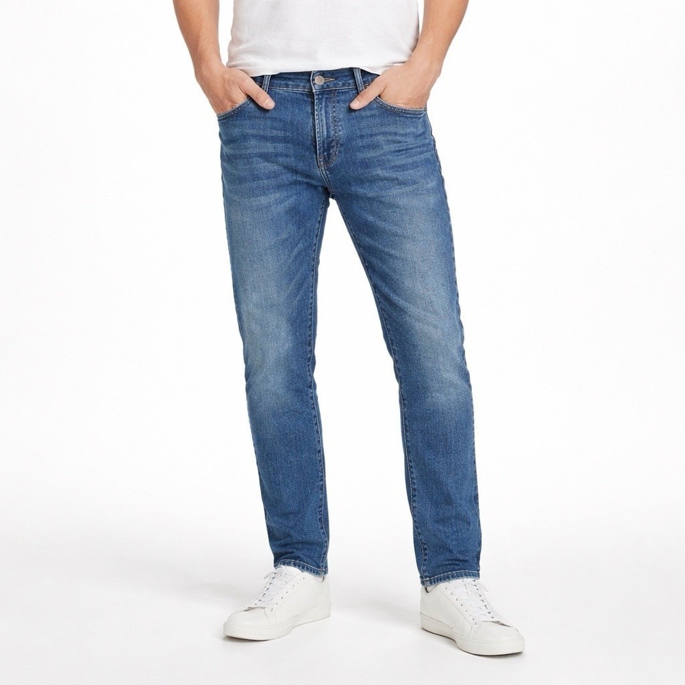 LEVI'S 541 Athletic Taper Jeans Mens 31x32 Premium Stretch Medium Wash Denim